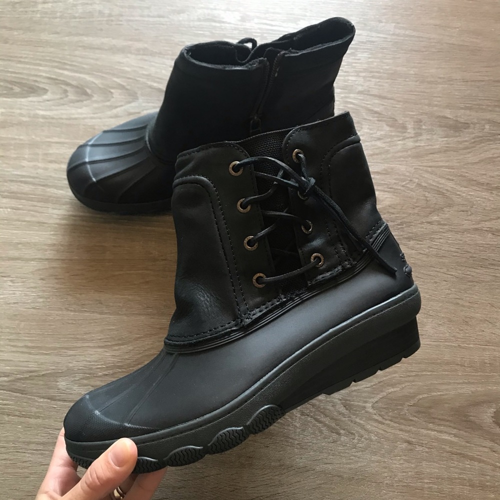 Sperry boots